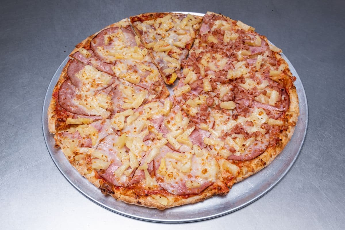 Small Super Hawaiian Pizza
