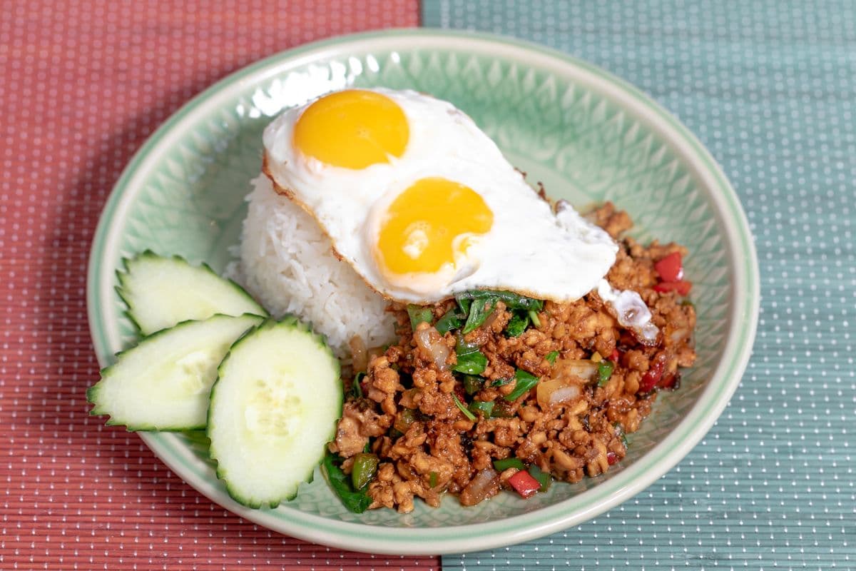 4. Basil Sauce with Steamed Rice