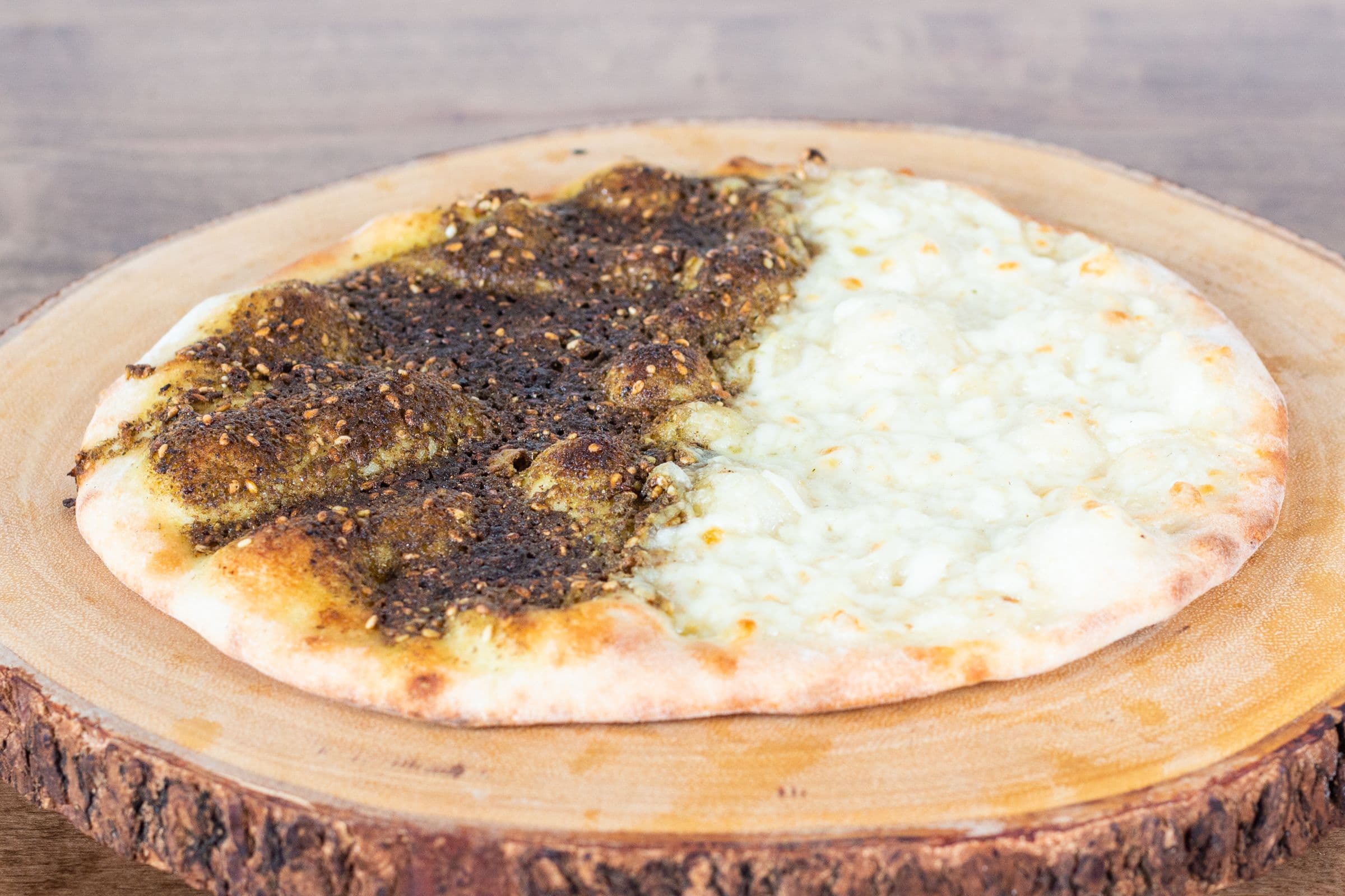 Cheezaatar Manakish