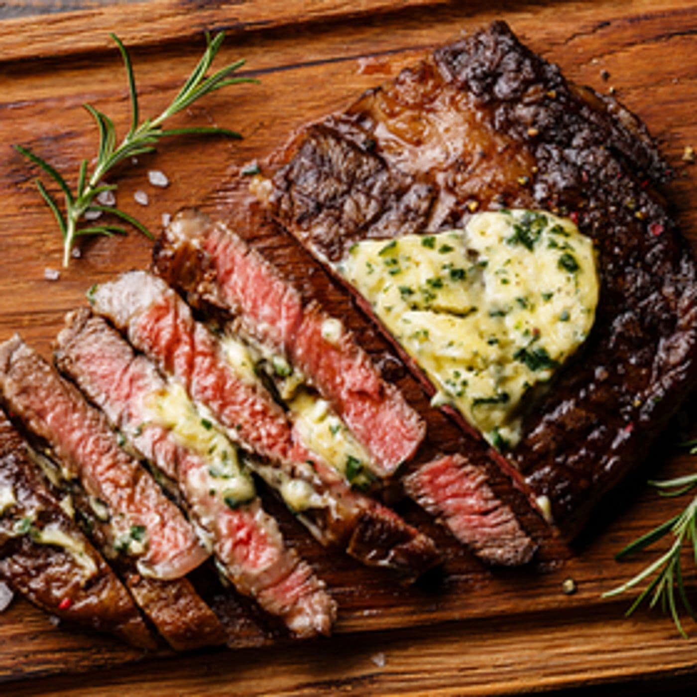 Breakwall BBQ & Smokehouse
