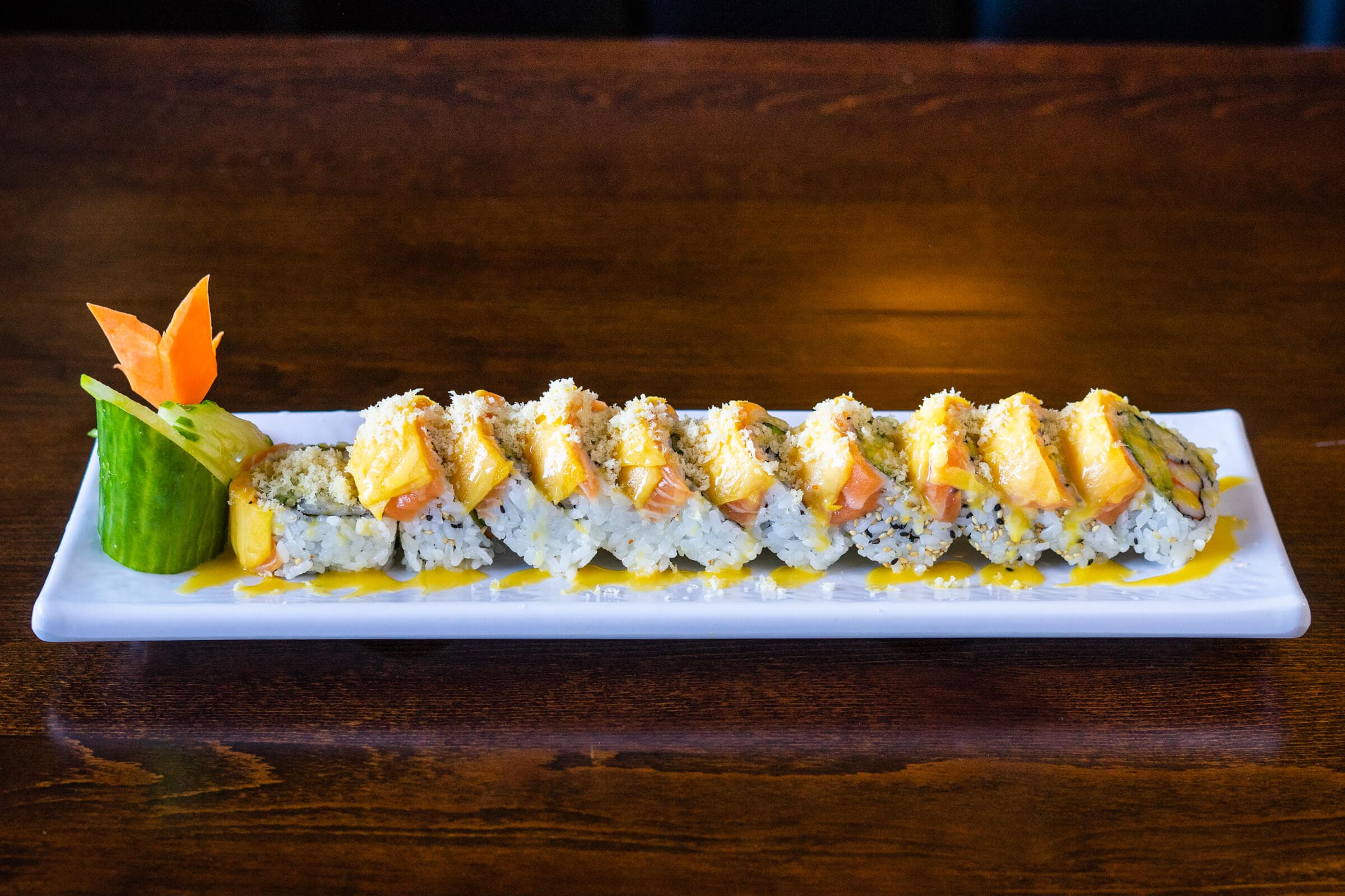 118. Mango Tango Roll (8 pcs)