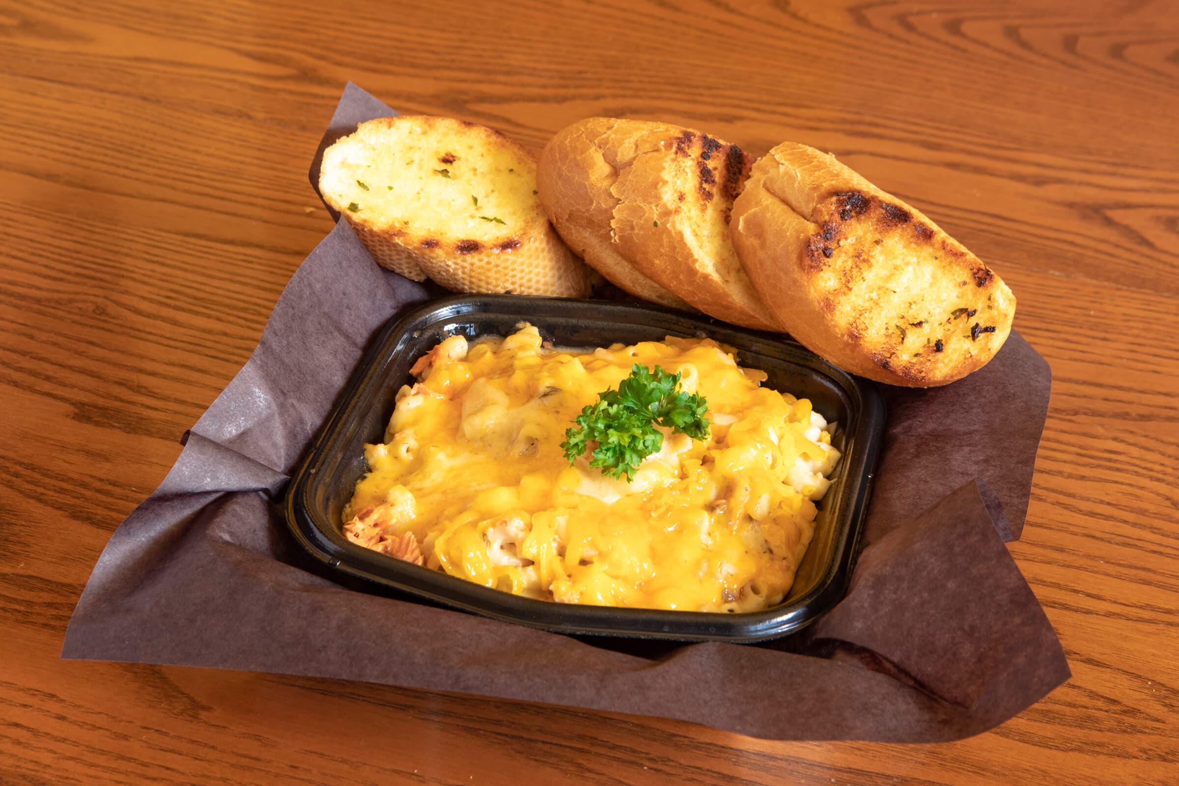 Salmon Macaroni and Cheese