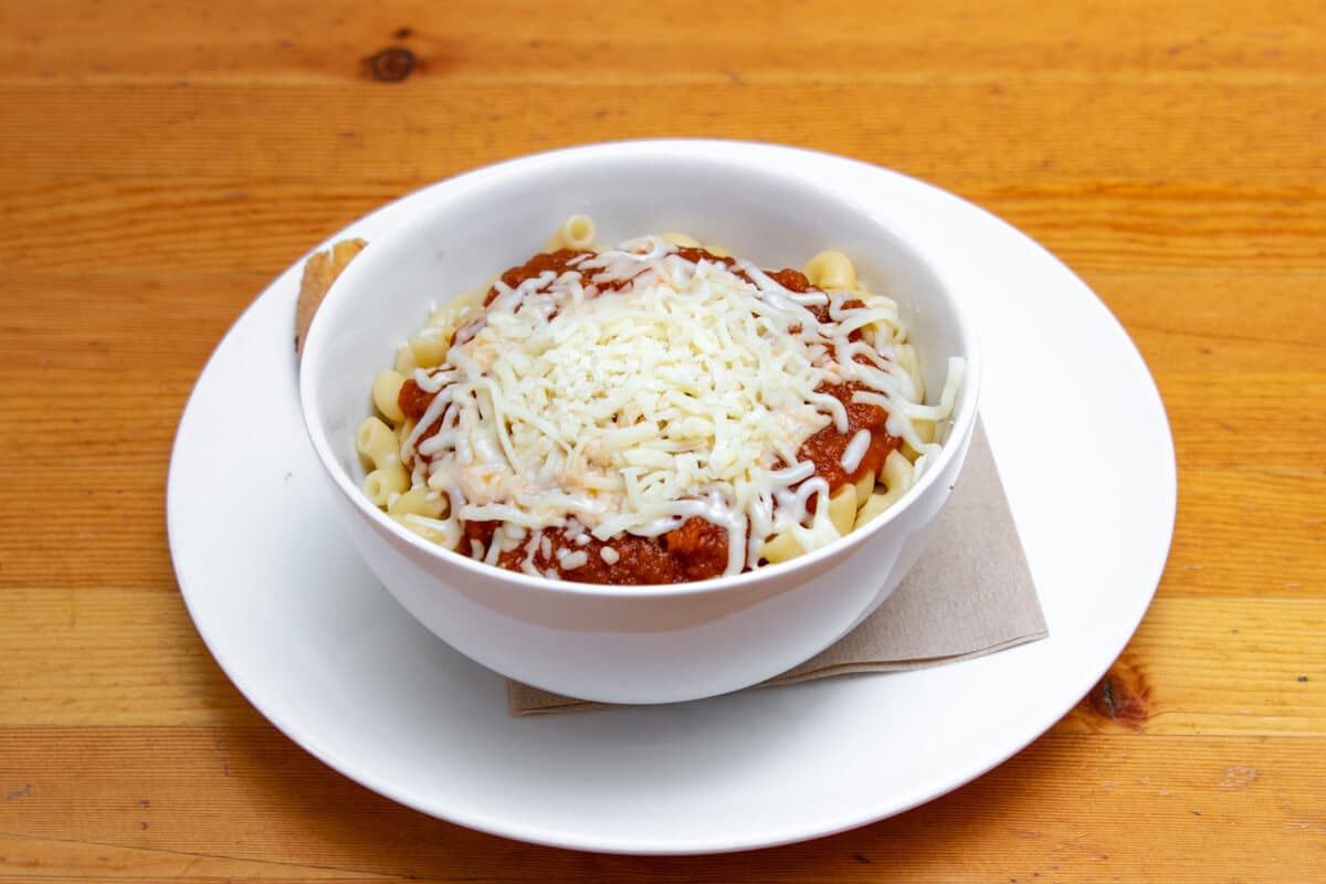 Kids' Simple Pasta with Mozzarella Cheese