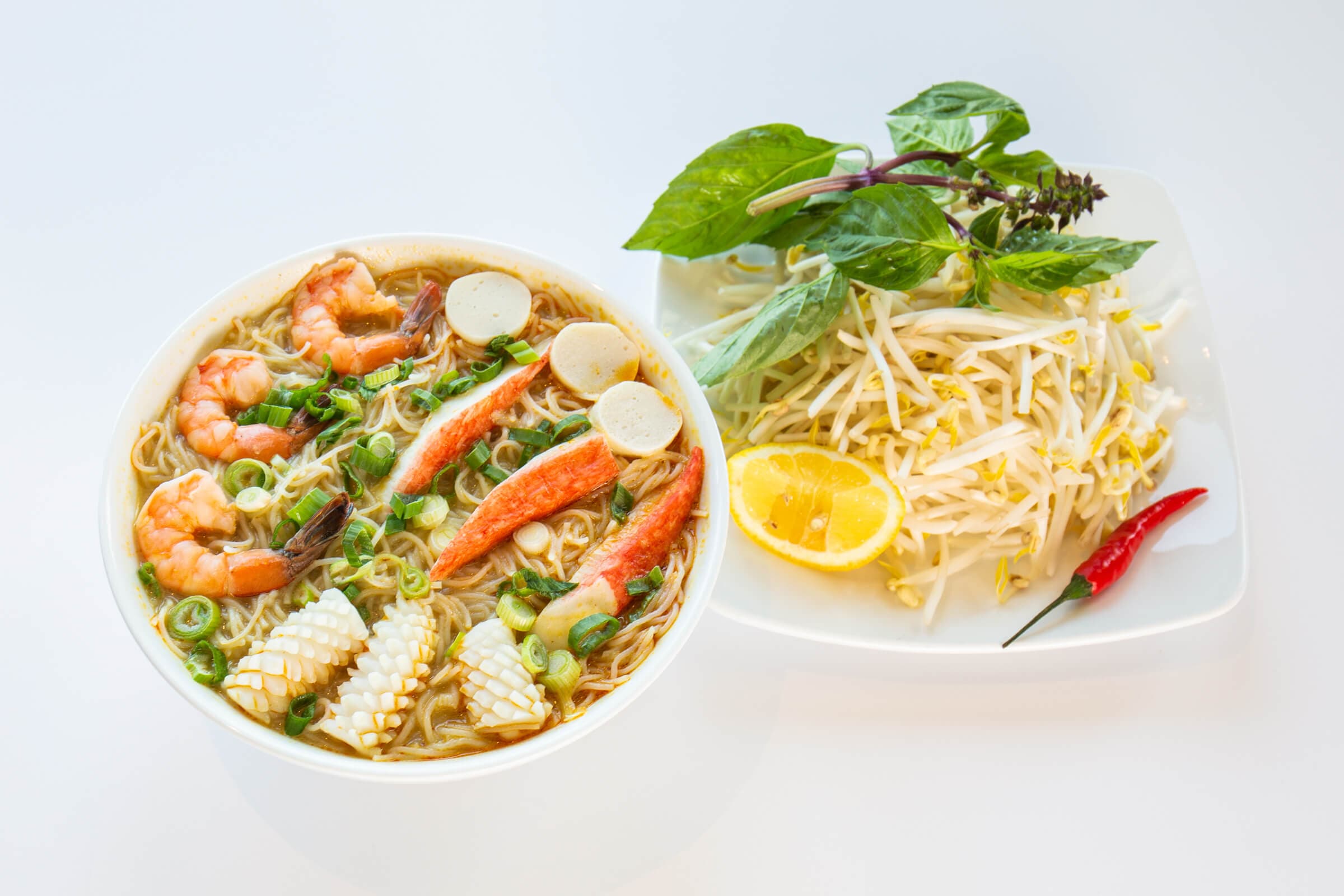 21. Curry Seafood and Vermicelli in Soup