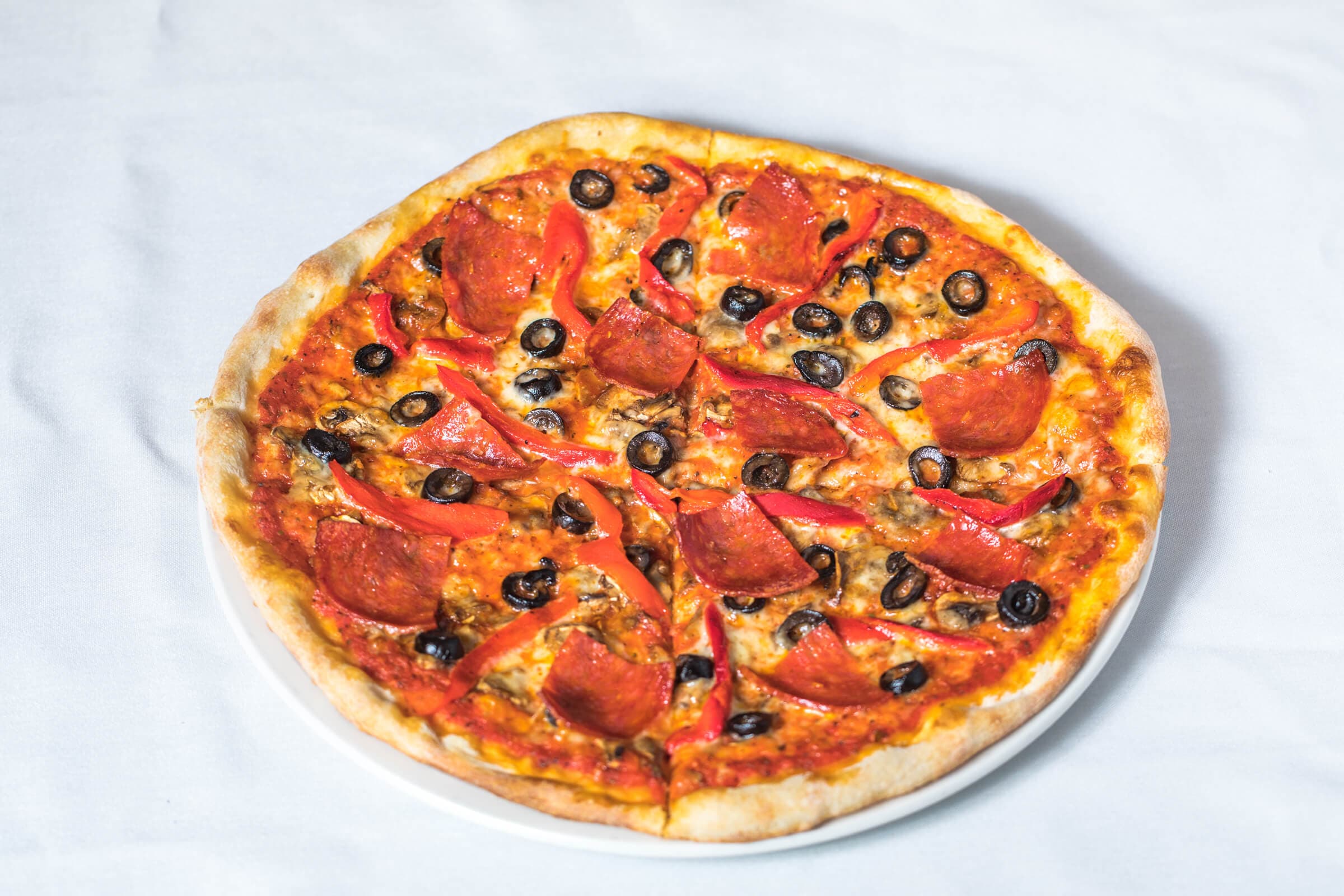 11" Small Pizza Calebrese