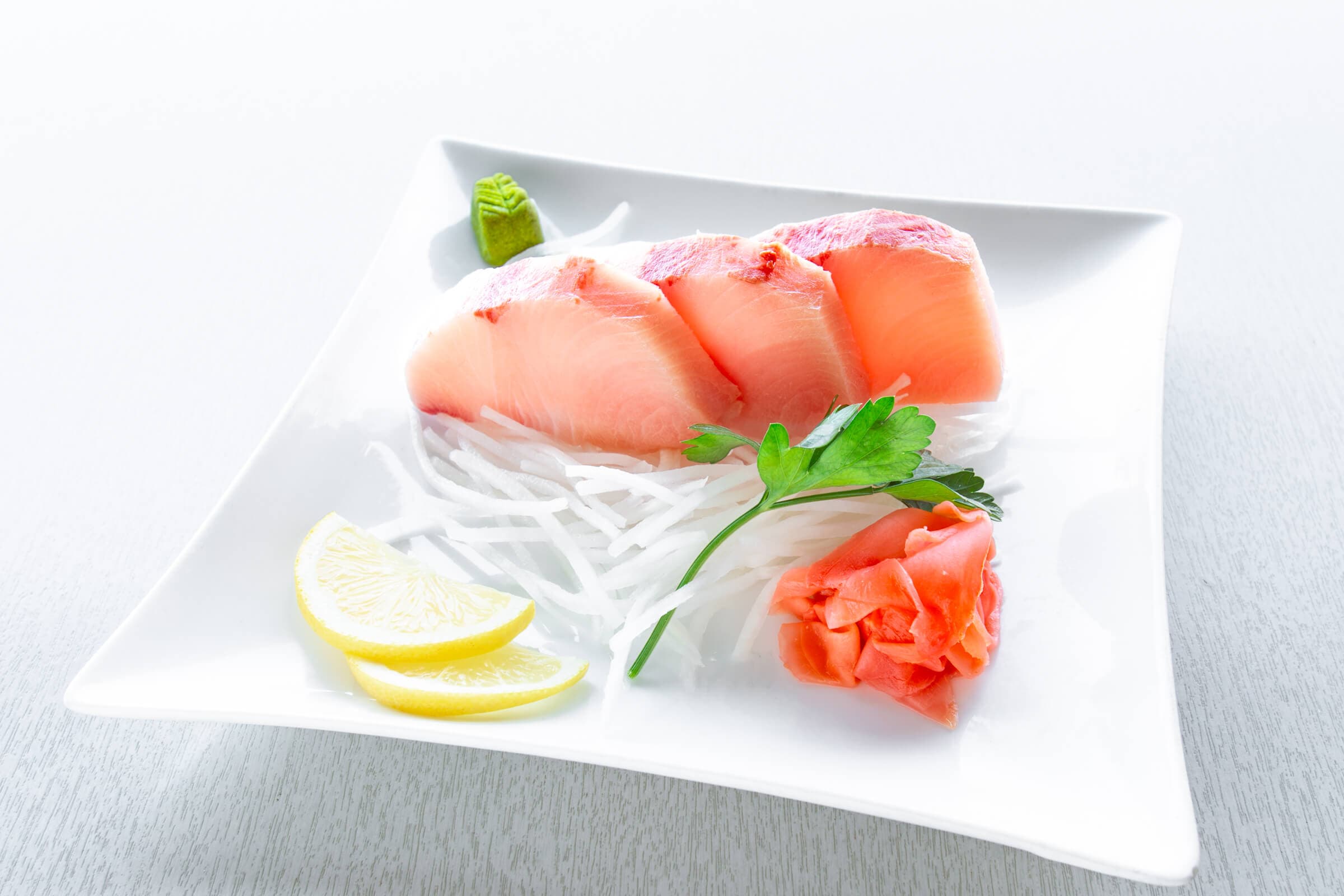 Yellowtail Sashimi (3 pcs) - Hamachi