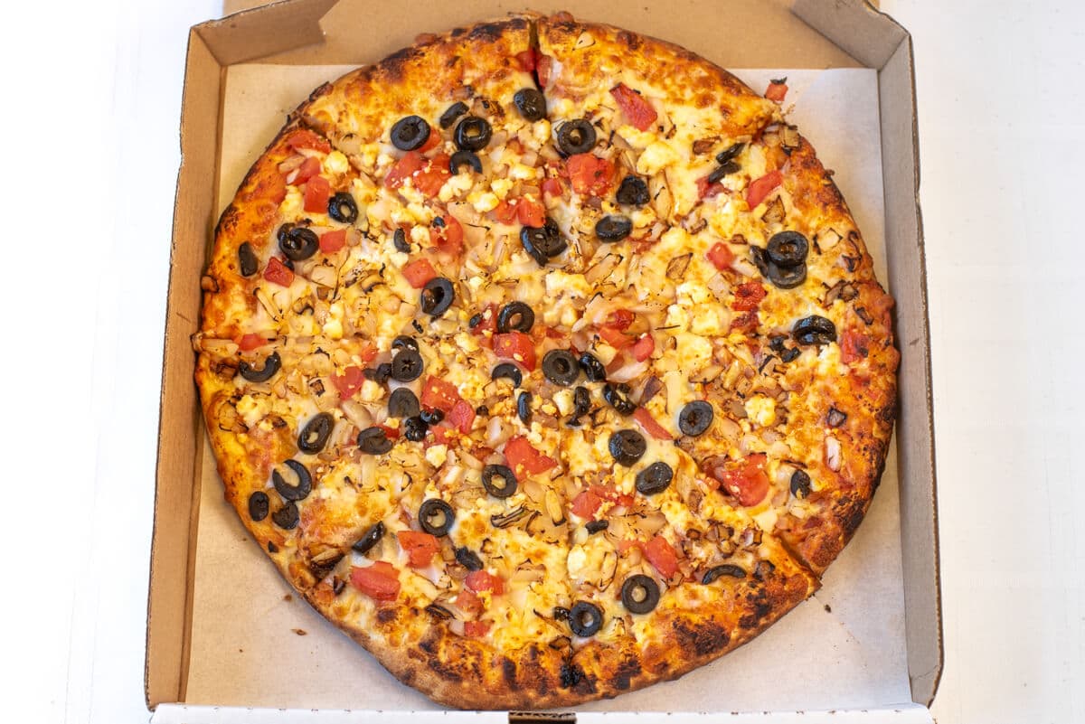 Large 14" Greek Pizza