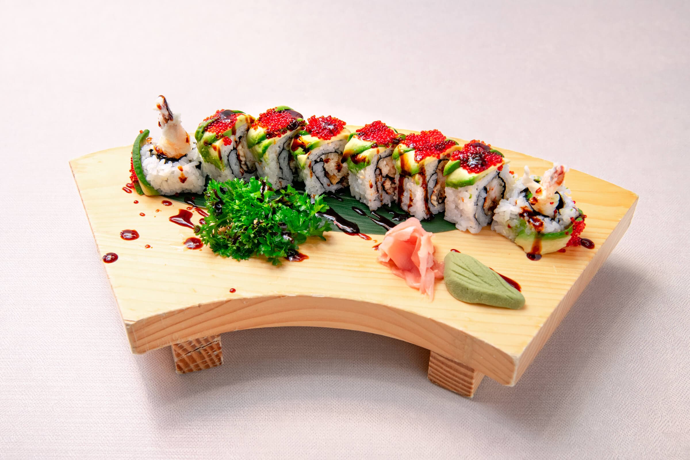 SS-16. Dragon Roll (8 pcs)