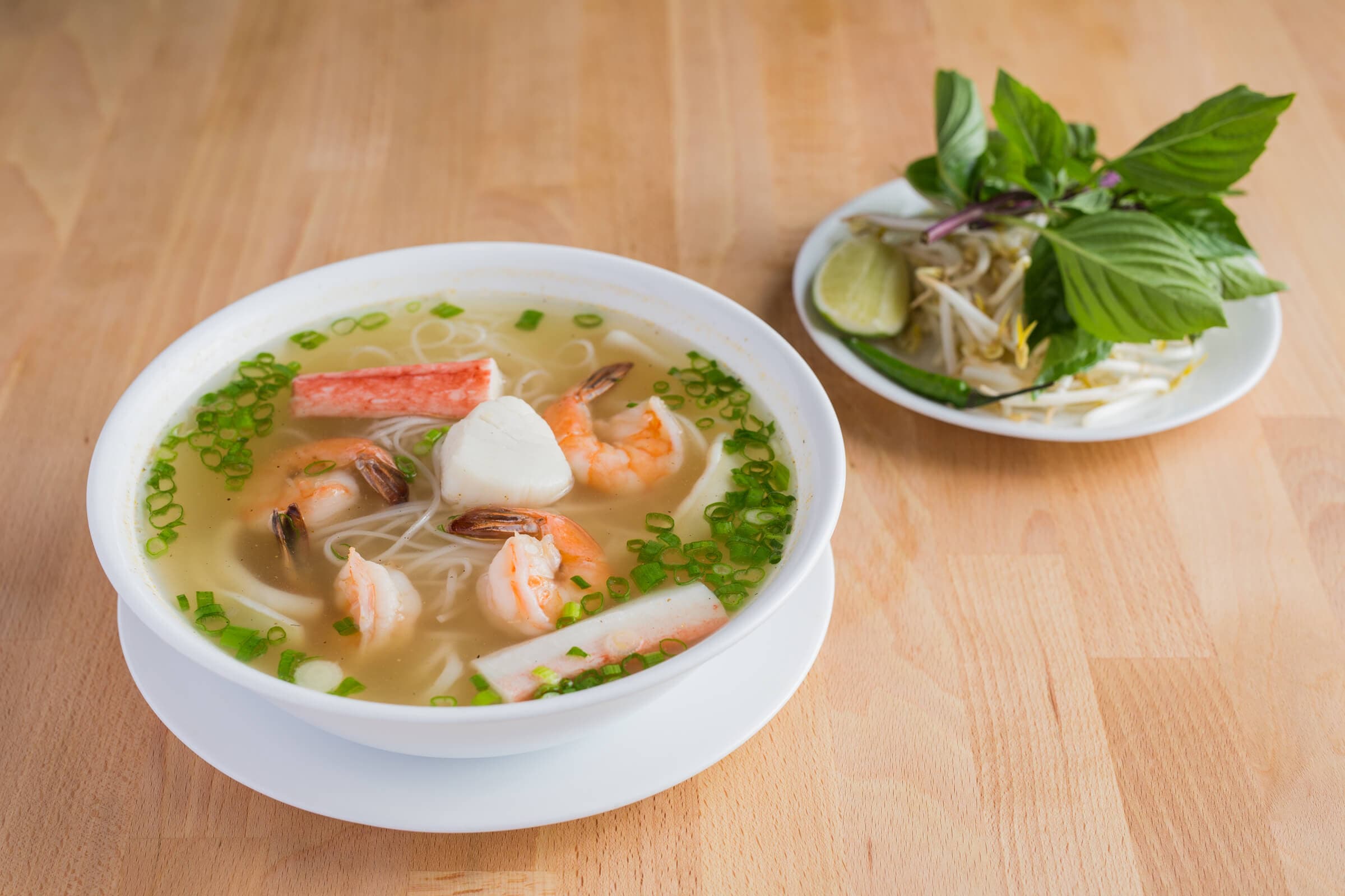 46. Mein or Rice Noodle Seafood Soup