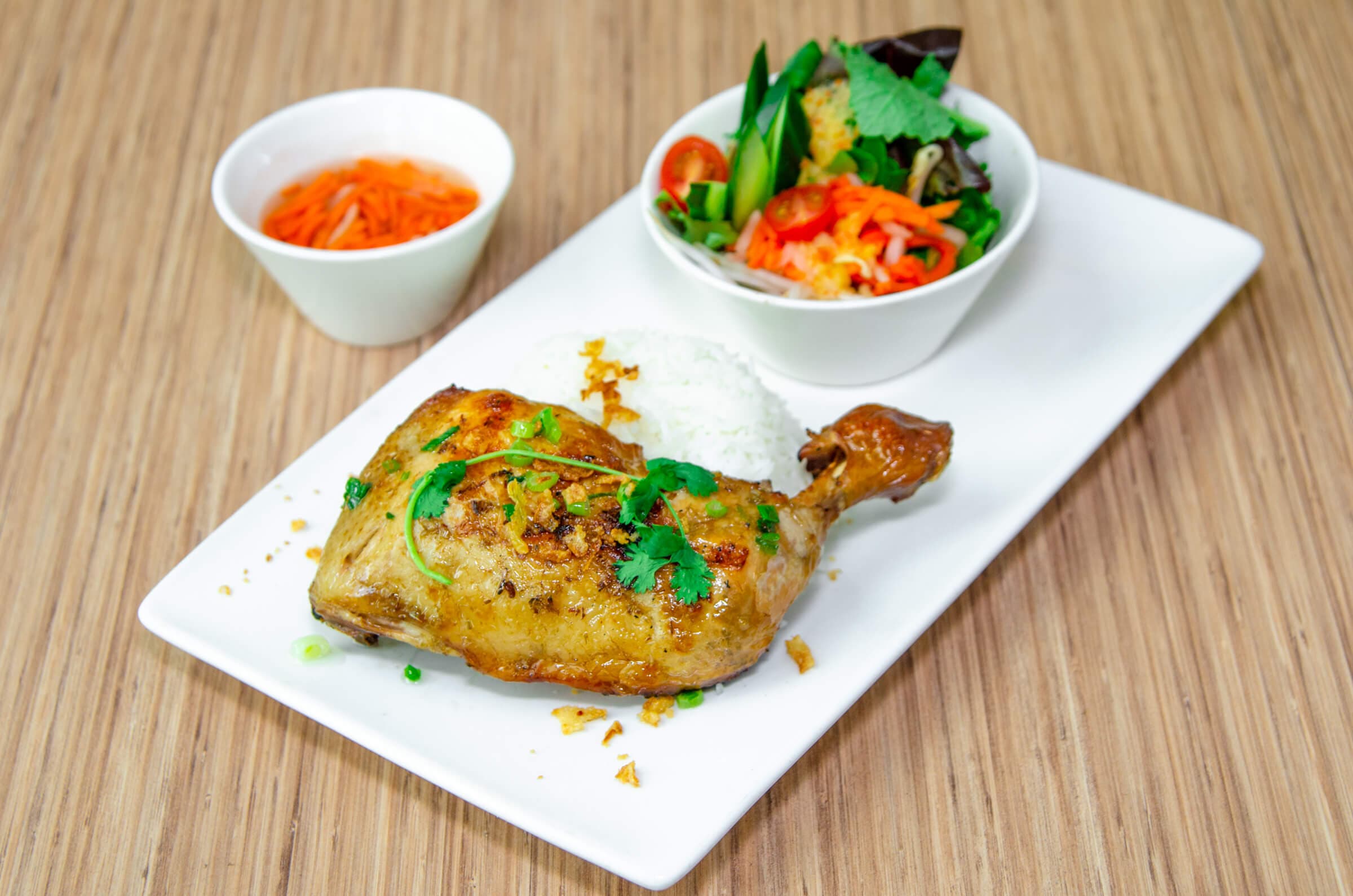 61. Lemongrass Chicken Leg - Com Ga