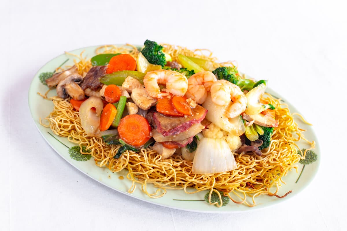 Cantonese Chow Mein (Long Noodle)