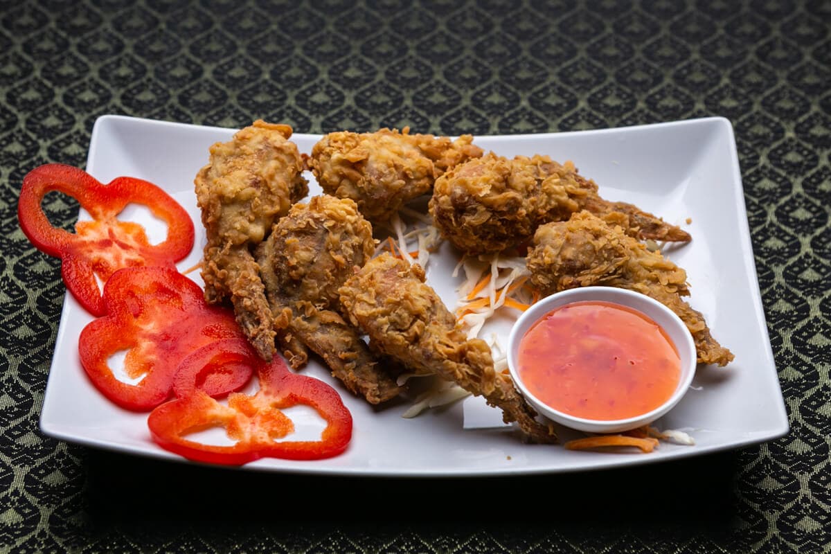 7. Chicken Wings (8 pcs)