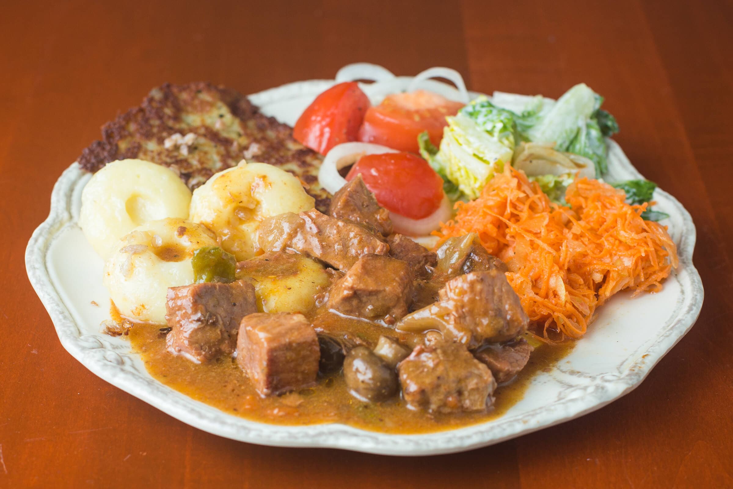 Beef Goulash Combo