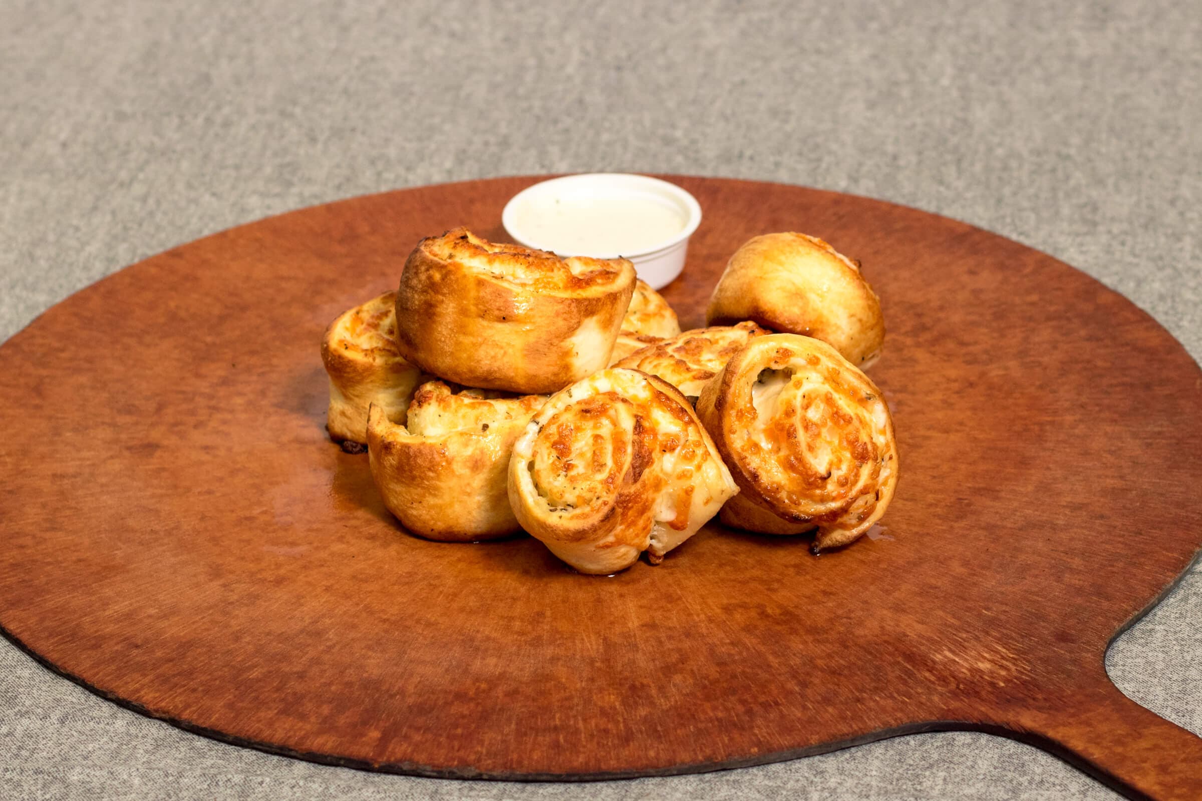 Garlic Cheese Bun (8 pcs)