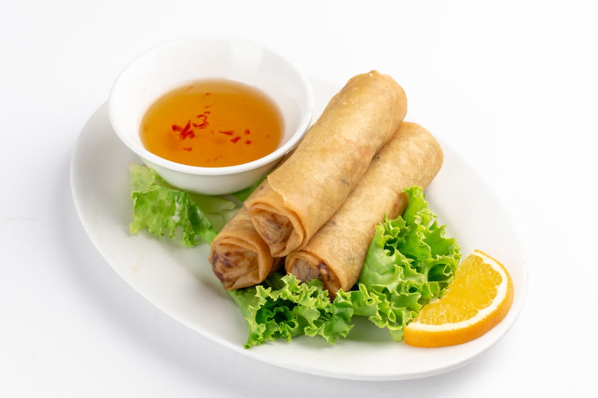 T8. Lumpia (3 pcs)