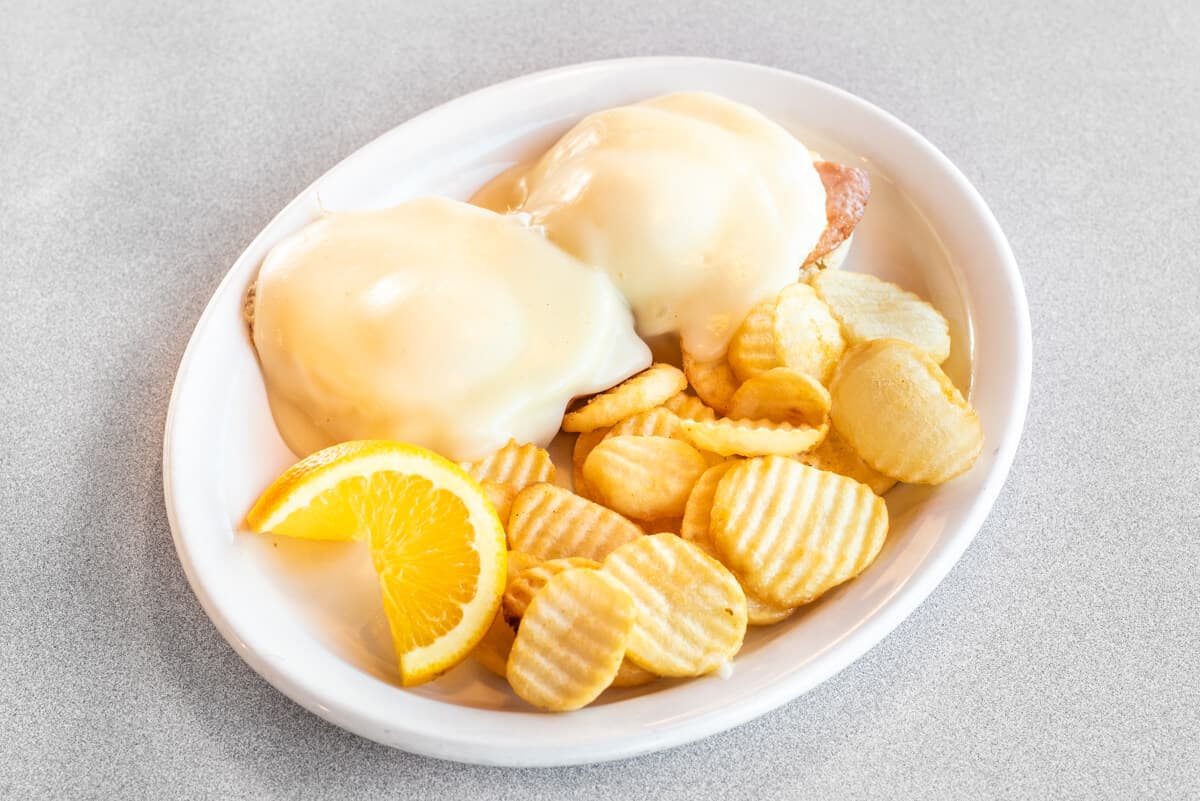 Eggs Benny