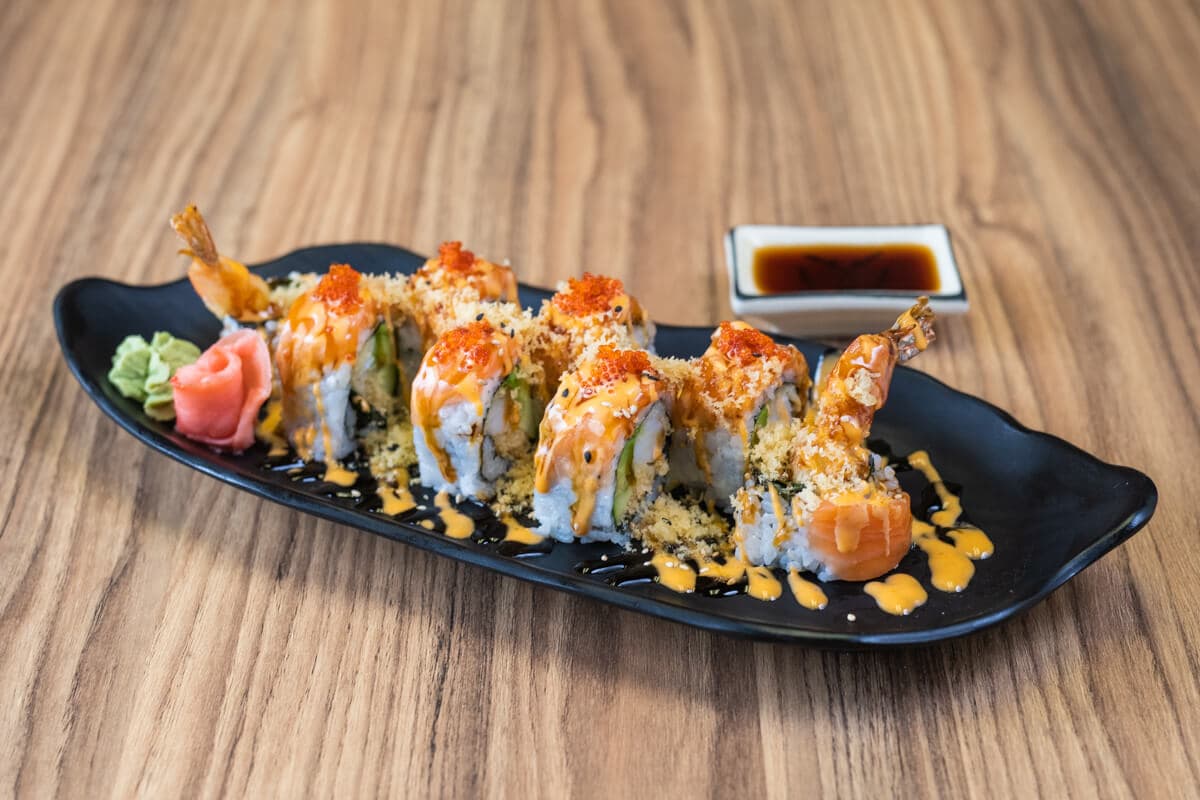 Red Dragon Roll (8 pcs)