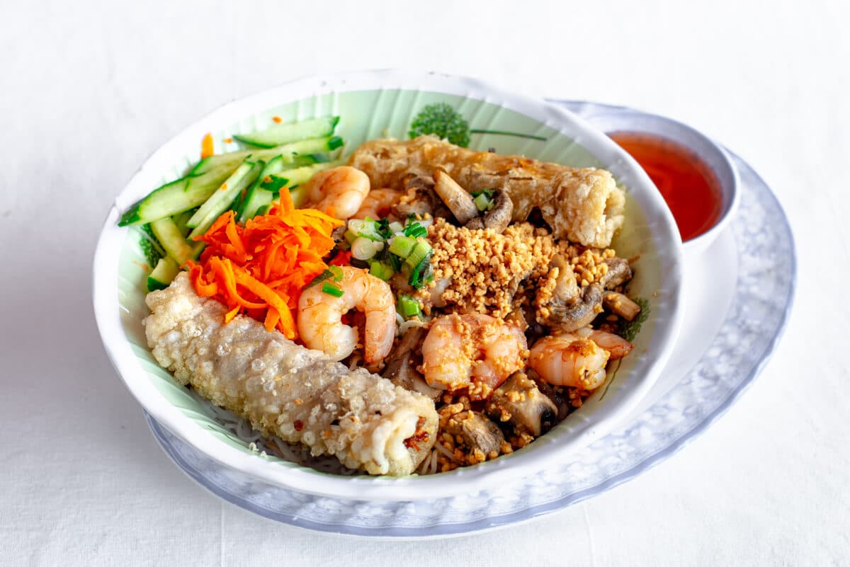 Stir Fried Shrimp and Mushrooms on Vermicelli