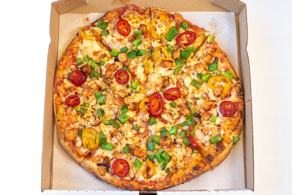 X-Large 16" Chicken Pizza