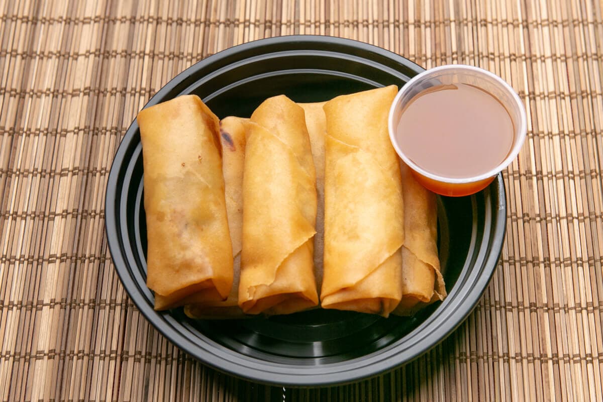 7. Spring Rolls (6 pcs)
