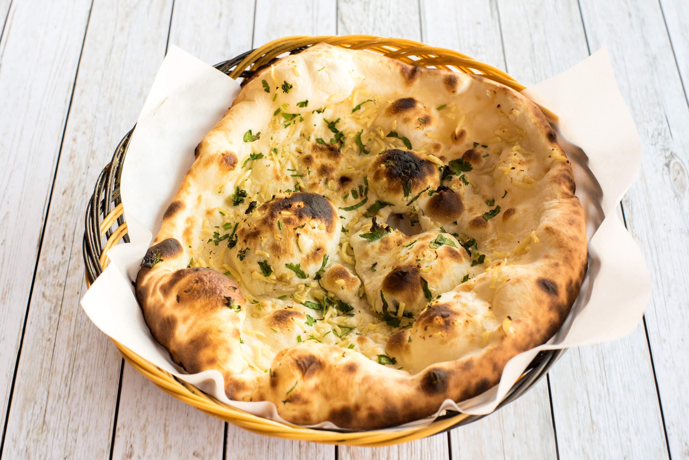 Naan à l'ail / Garlic Naan