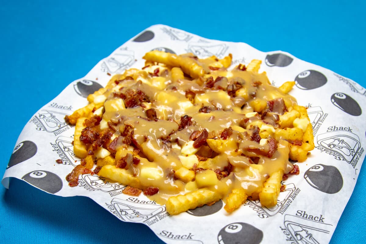 Bacanadian Poutine