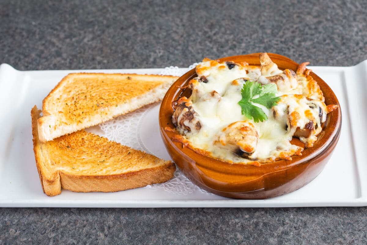 Stuffed Mushrooms Au Gratin