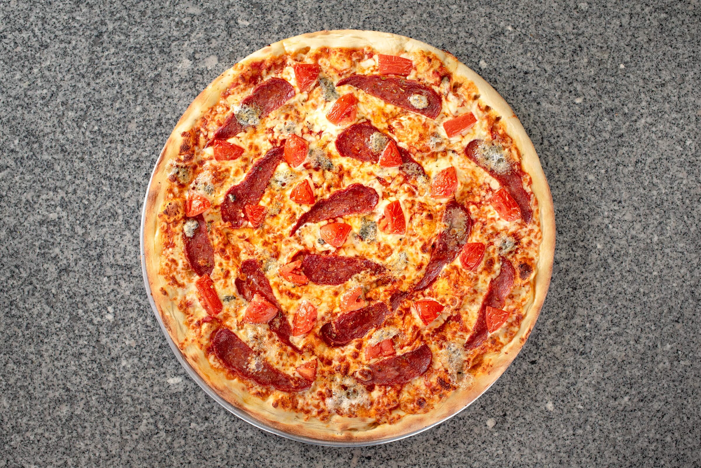 3. Large Salvatore Pizza