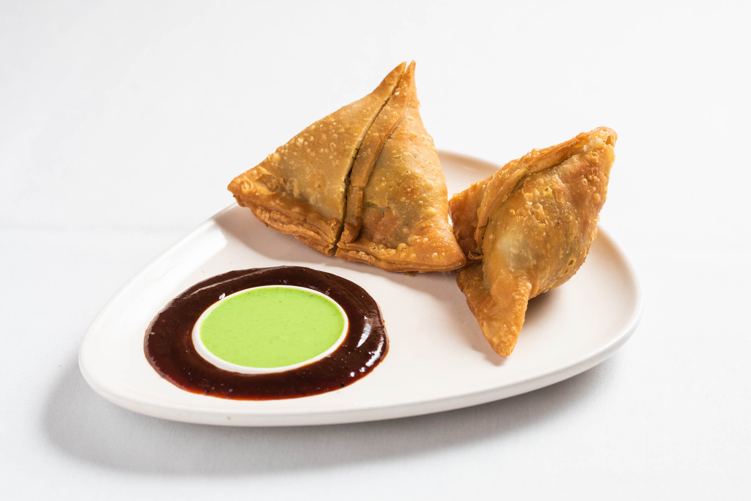 Chicken Samosas (2 pcs)