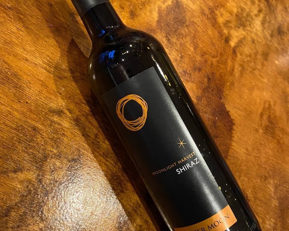 Copper Moon Shiraz bottle 750ml (13% alc.vol)