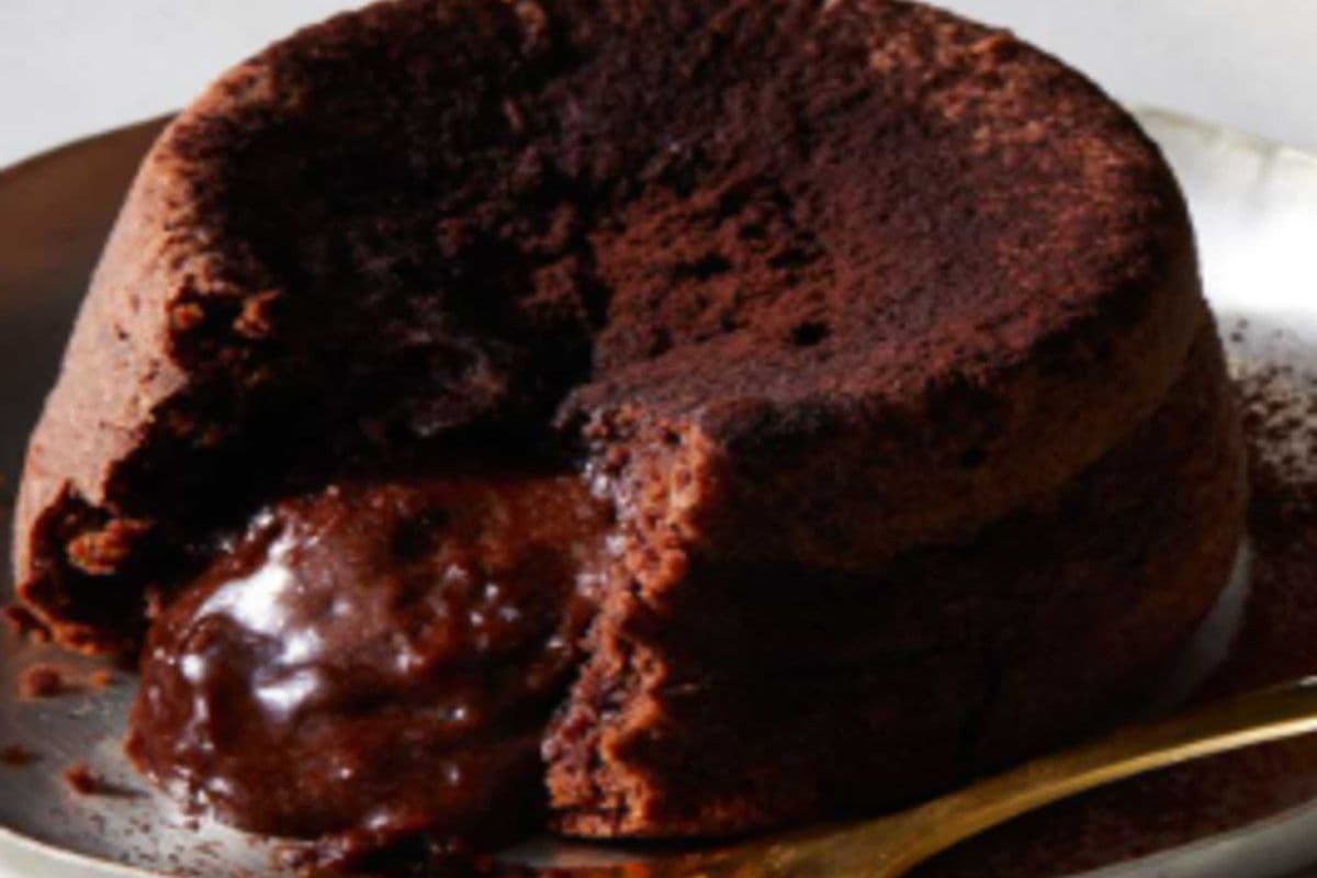 Chocolate Lava Cake (1 pcs)