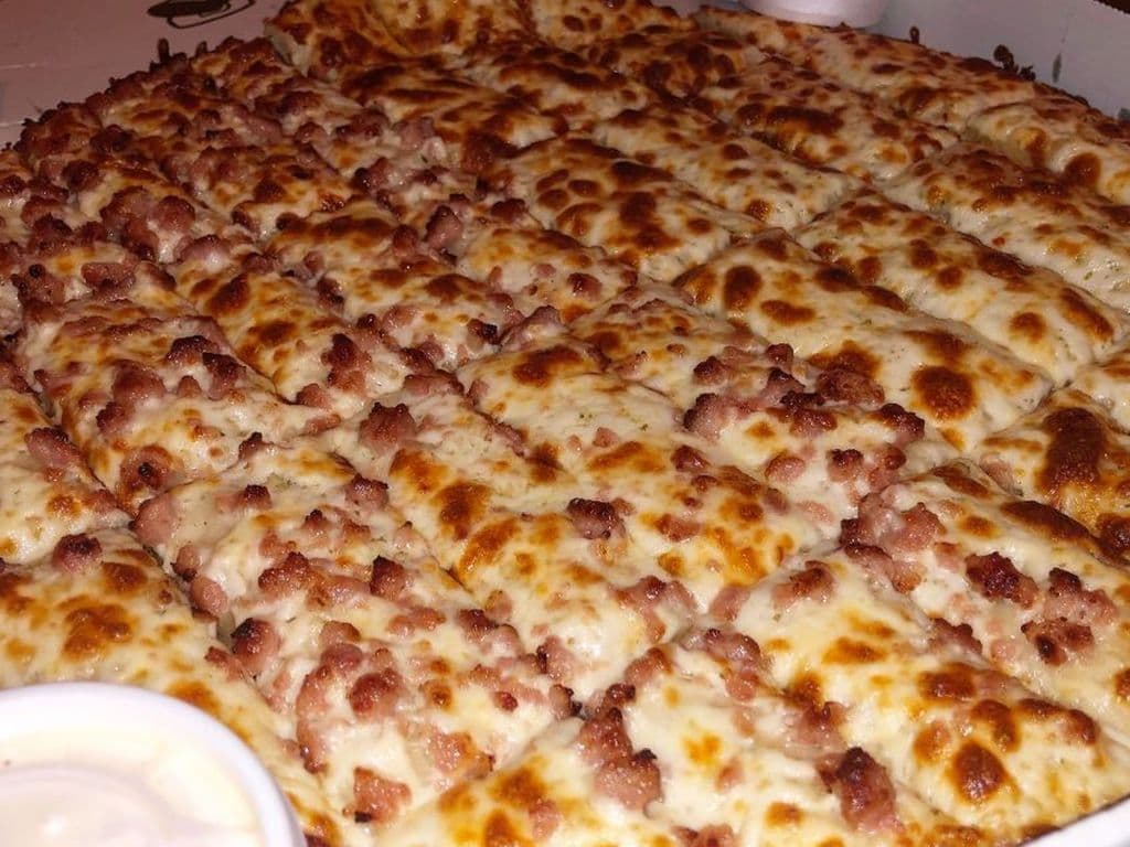 Camy's Cheesy Bacon Garlic Fingers