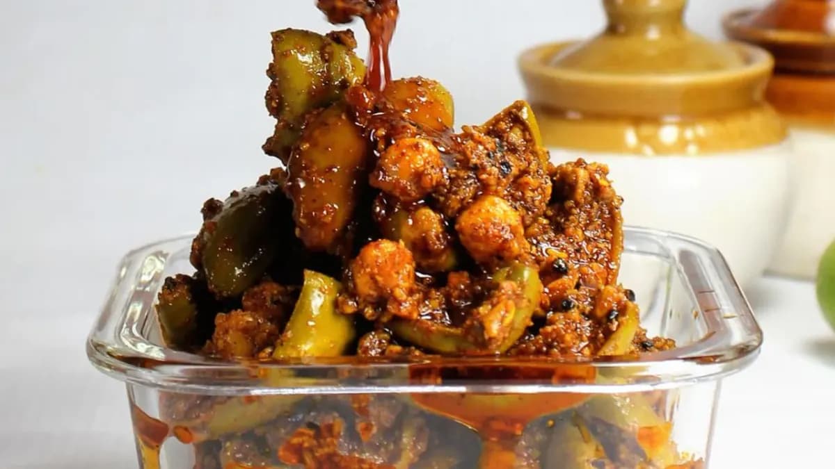 Hot Pickles (8oz)