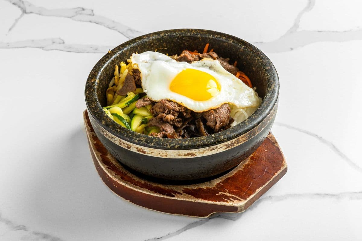 54. Dolsot Bibimbap 돌솥비빔밥