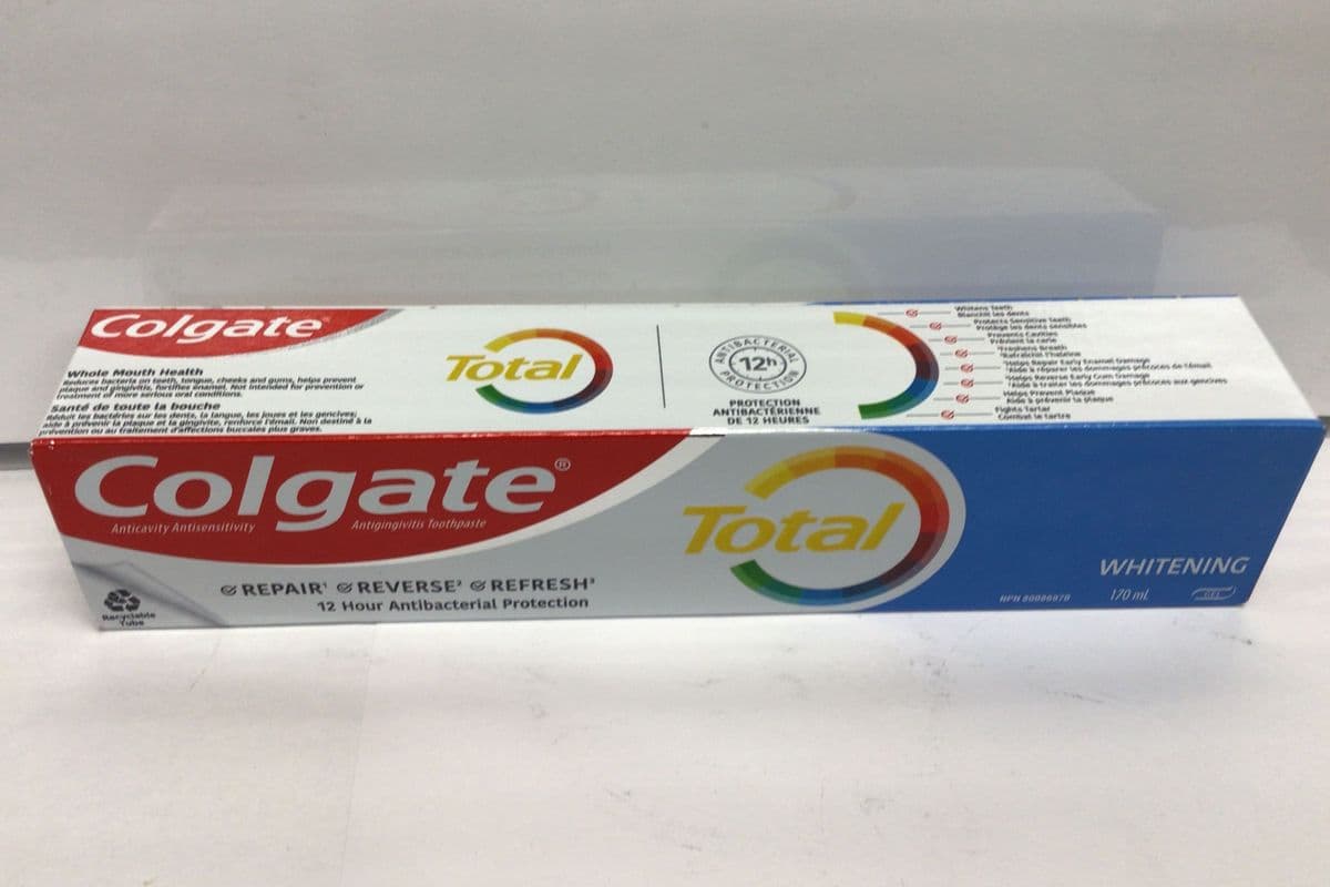Colgate Whitening (170 ml)