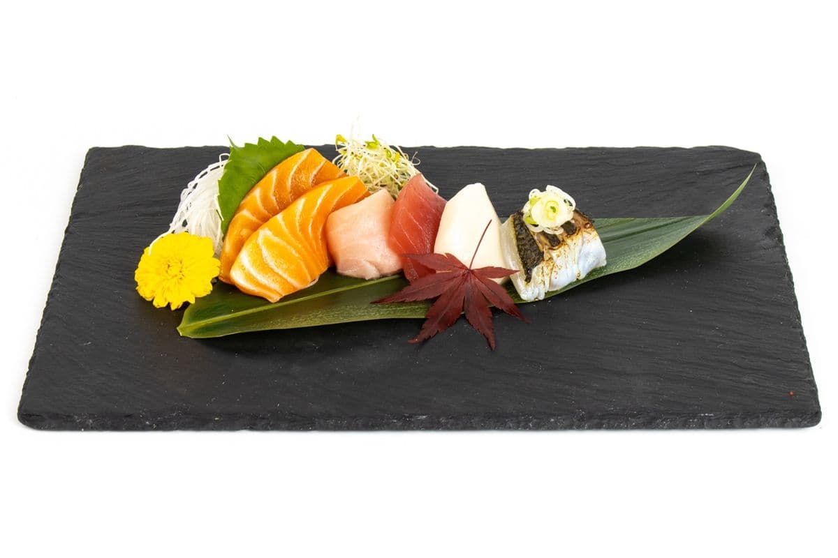 Sashimi Appetizer (6 pcs)