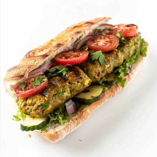 Kafta Chicken Baguette / / Baguette de Kafta Poulet