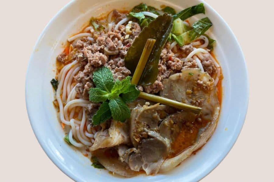 S4. Khao Poon
