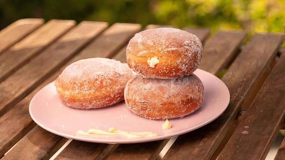 Custard Donut