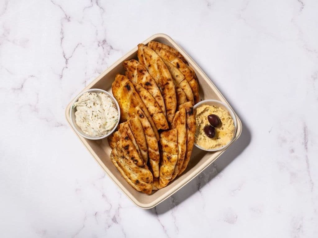 Sharable Pita & Tzatziki or Hummus