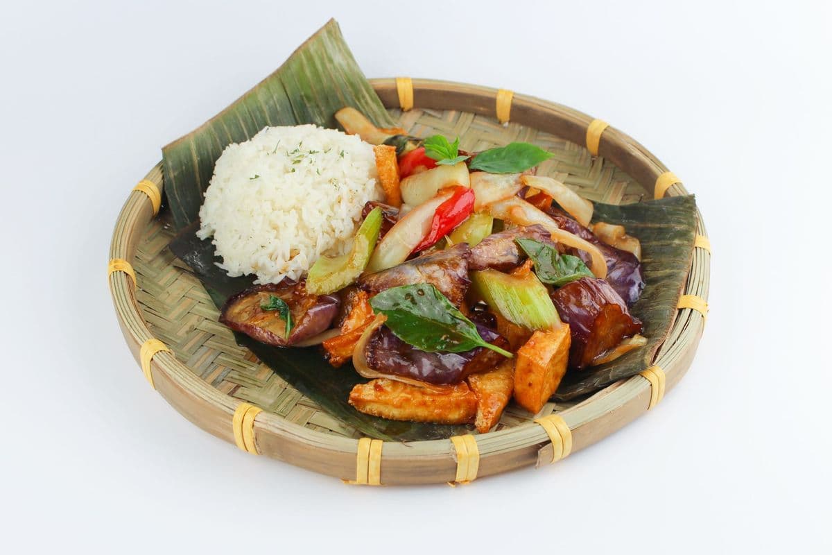 909. Tofu Basil Eggplant (Ca Tim Xao Que, Tau Hu)