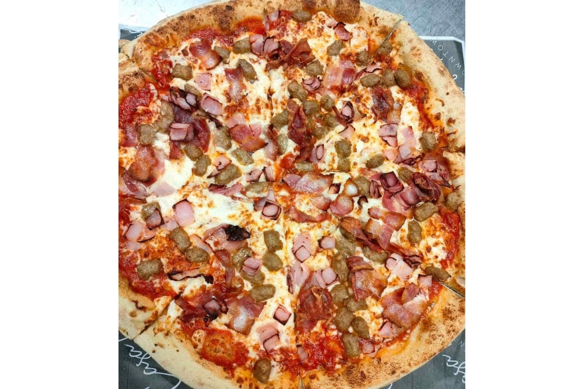 Tutta Carne Pizza