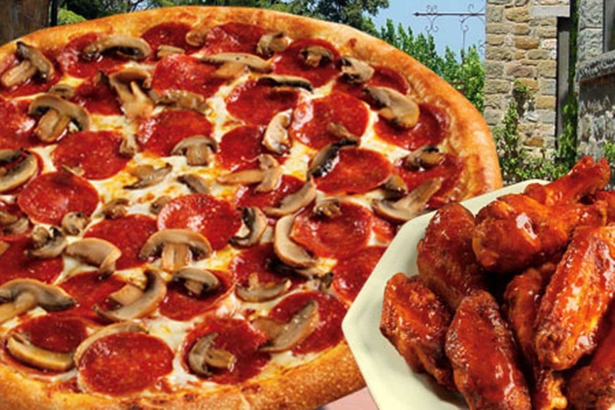 Pizza Wing Pack (Medium Pizza)