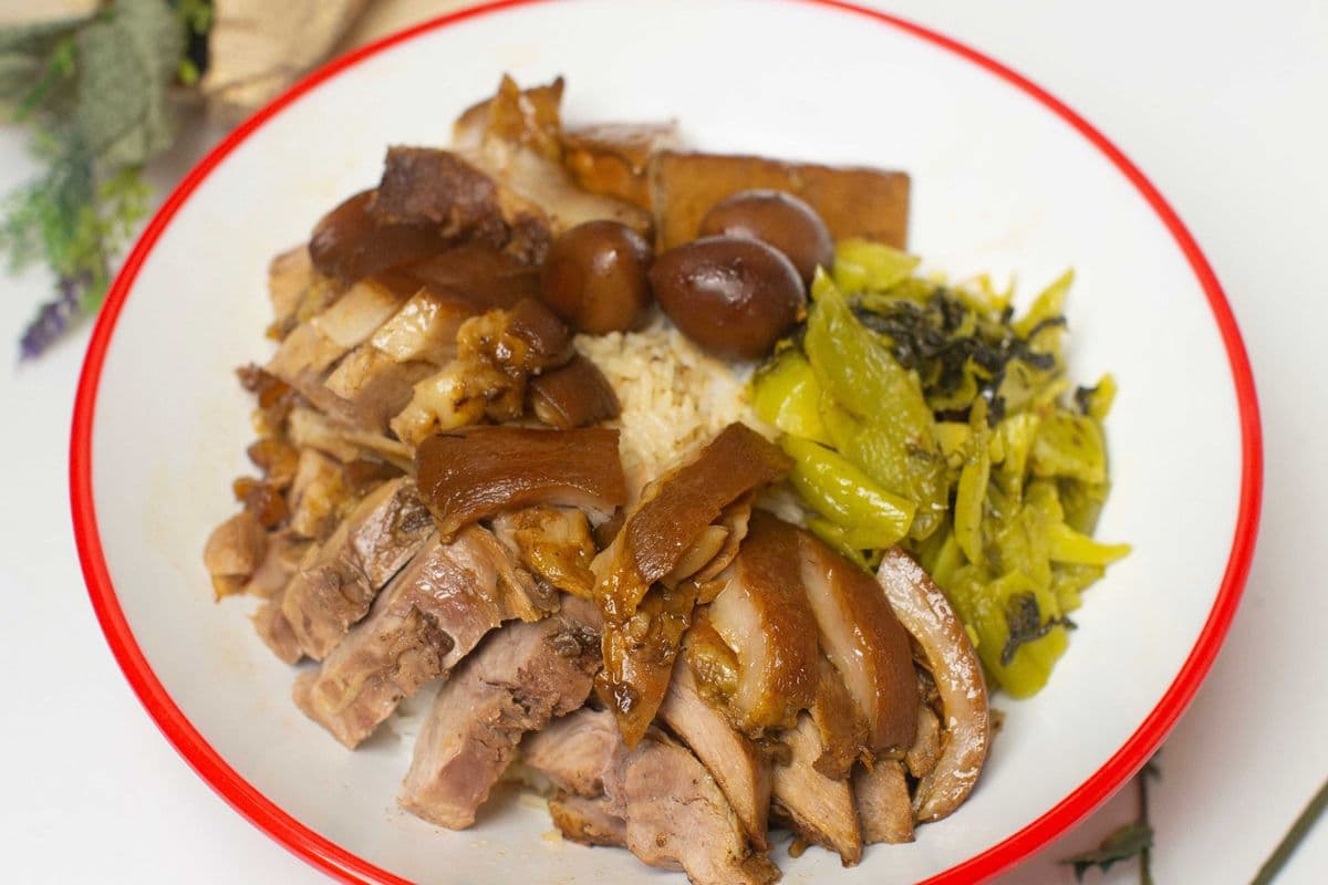 【D1】Braised pork feet on rice【卤猪脚饭】