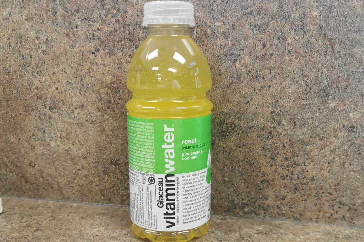 vitamin pineapple coconut (591ml)