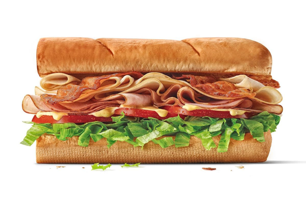 Grand Club de SubwayMD 6" / 6" Great Canadian Club Sub (350 Cals)