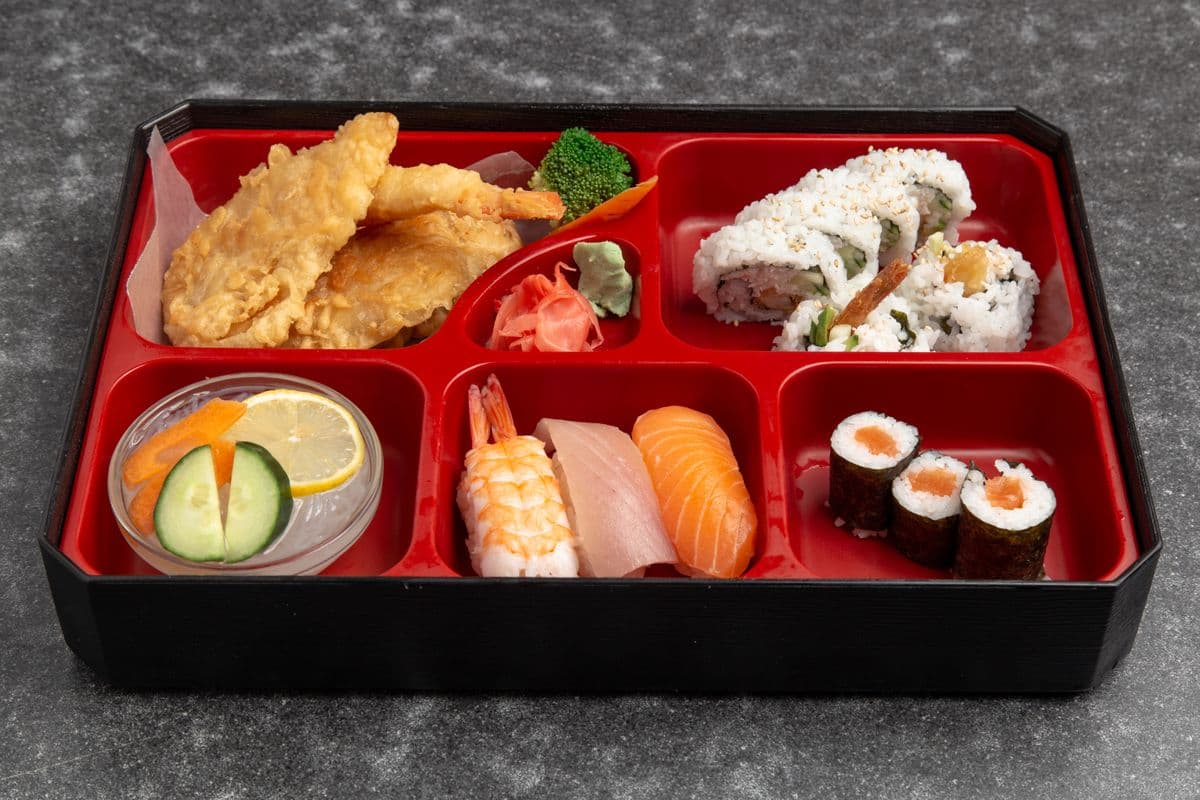 Box S - Sushi and Tempura Box