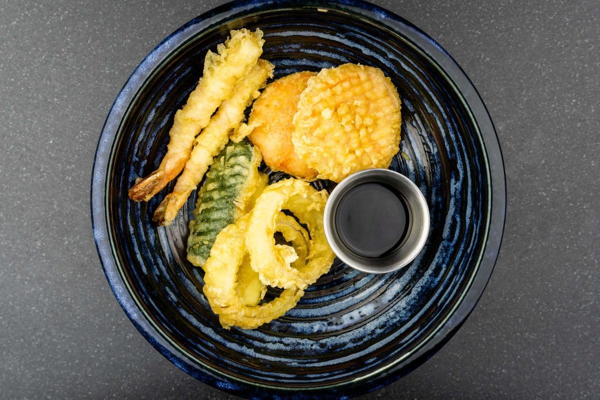 Tempura Mix (2pc Shrimp, 6pc Vegetable)