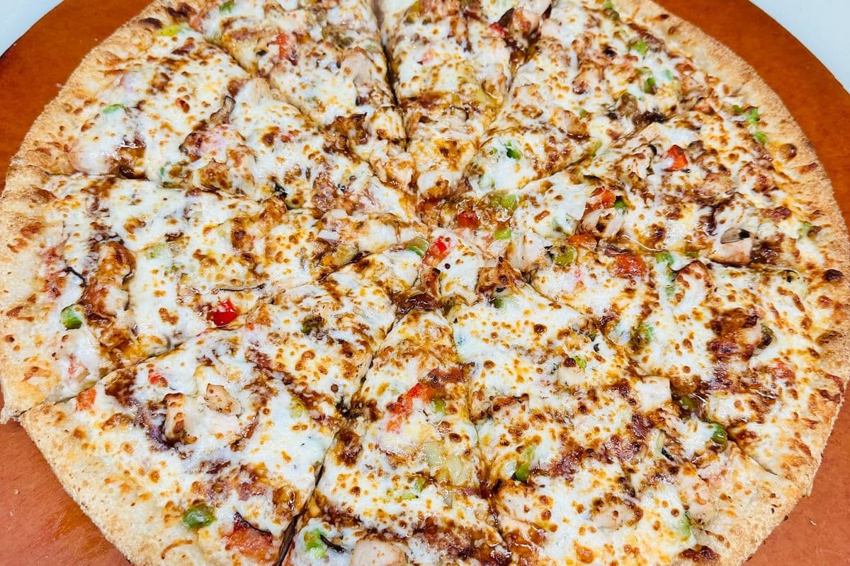 Gluten Free Specialty 13 inch Pizza (13 inch round )