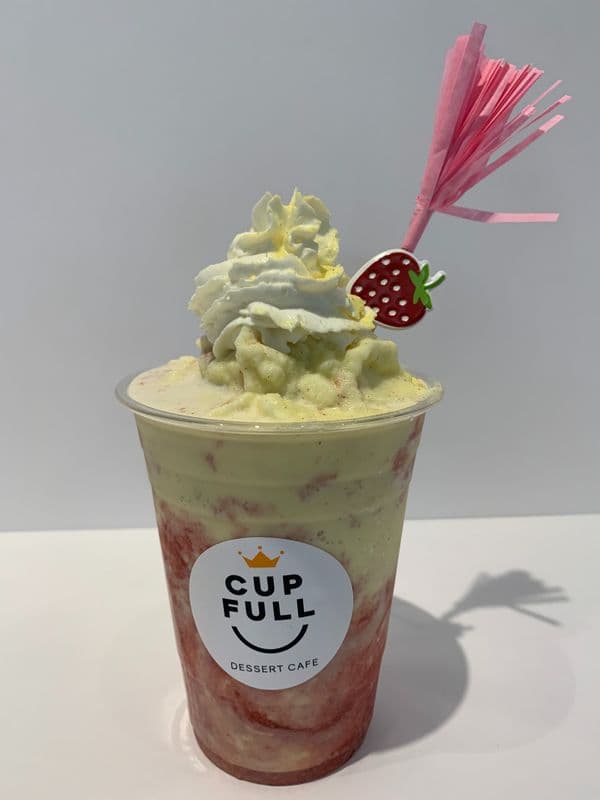 Strawberry Choux Cream Frappe